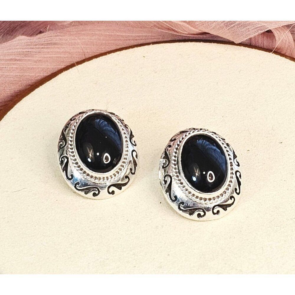 Vintage Taxco Mexico Onyx Clip-On Earrings